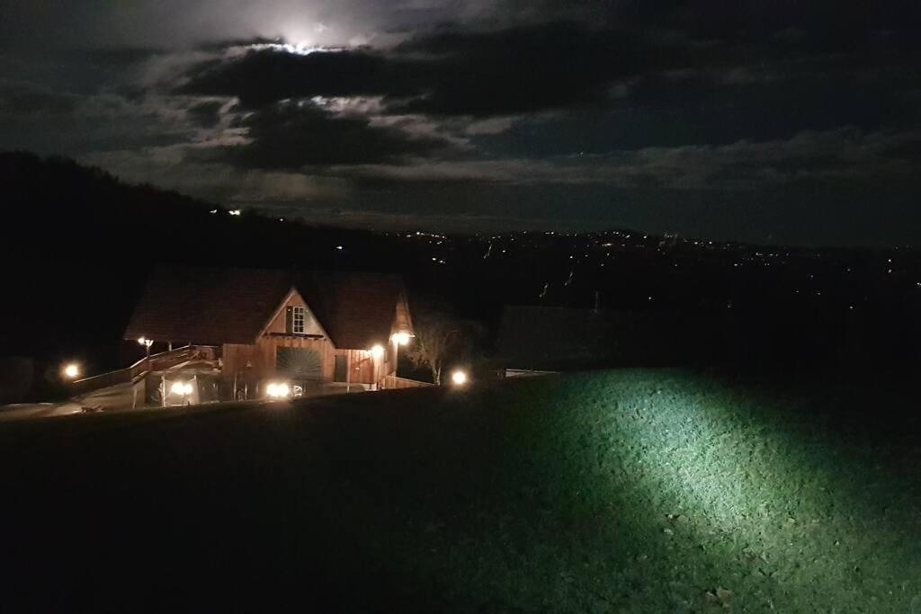 Chalet-Suedsteiermark - Traumhafte Aussicht, Infinity Pool, Privatsphaere, Klima Und De-Luxe Ausstattung Schwanberg Екстериор снимка